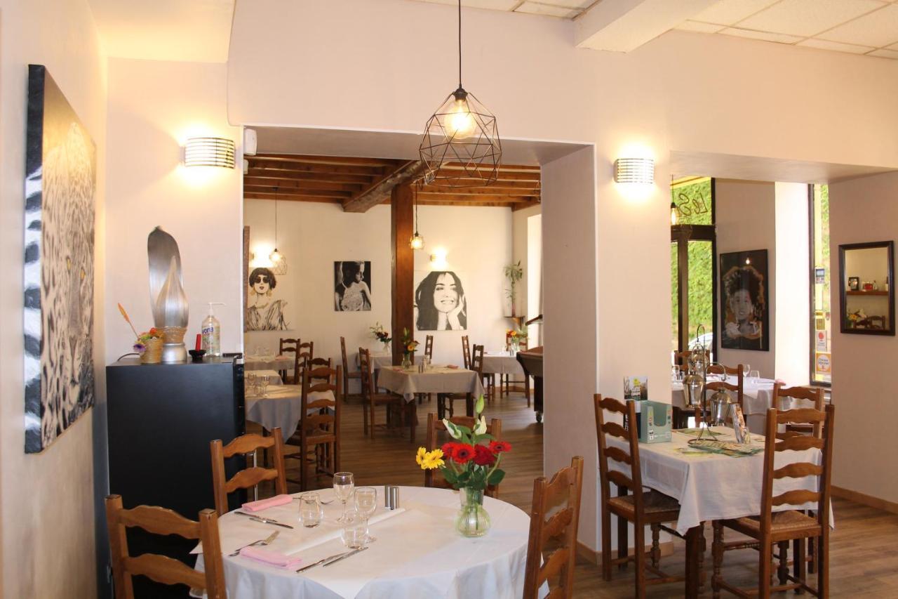Hôtel Restaurant Le Saint Clément Saint-Clement-sur-Valsonne Exterior foto